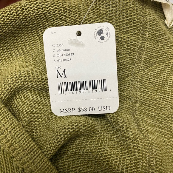 NWT Free People Come & Get It solid v-neck top (olive green) — size MEDIUM (M) - Picture 5 of 5